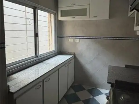 Avenida Independencia 3800, Piso 1