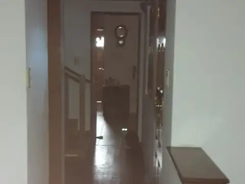 Casa en Venta con 5 cocheras