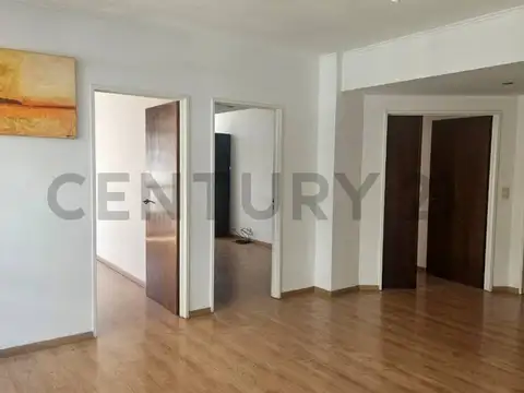 VENTA DEPARTAMENTO DE 4 AMBIENTES AL FRENTE.