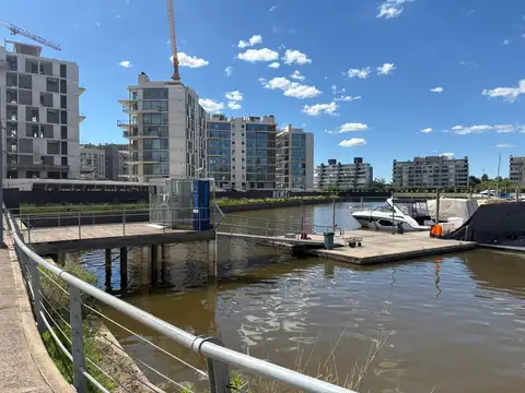 VENTA AMARRA / CAMA NAUTICA EN NORDELTA