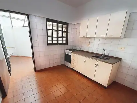 Depto Tipo Casa en Venta en Morón, USD 75.000