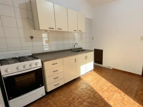 Depto Tipo Casa en Venta en Morón, USD 75.000