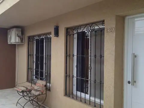 CASA EN VENTA SANTO TOME 3 DORMITORIOS.