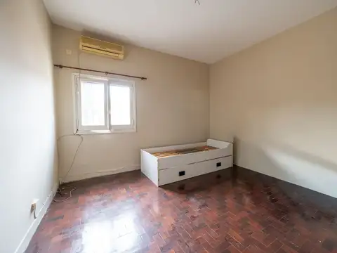 CASA EN VENTA PLANTA ALTA 2 DORMITORIOS TIRO SUIZO