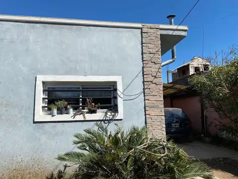 CASA EN VENTA 3 AMBIENTES CARLOS SPEGAZINNI EZEIZA