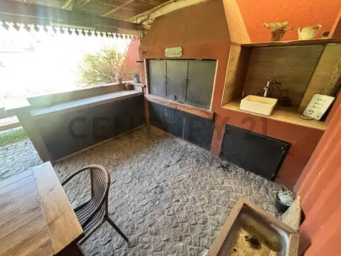 CASA DE ESTILO y CALIDAD EN VENTA – MORENO | 5 AMBIENTES
