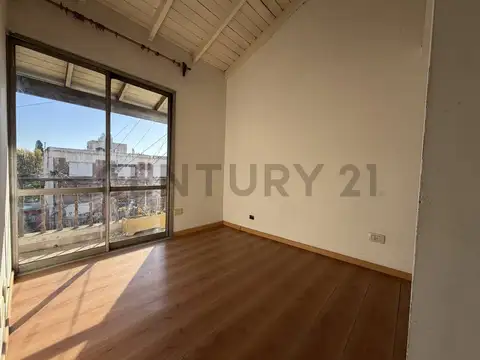 VENTA PH 4 AMBIENTES MORON APTO CRÉDITO