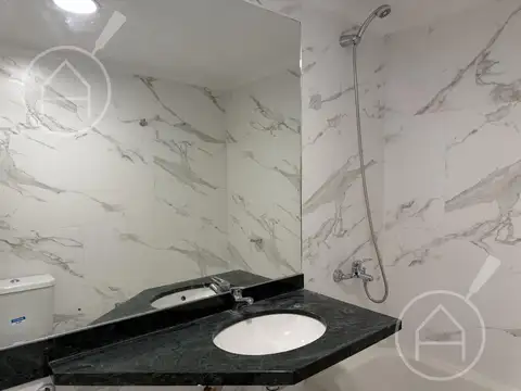 Departamento en Venta en Caballito Sur, USD 137.000