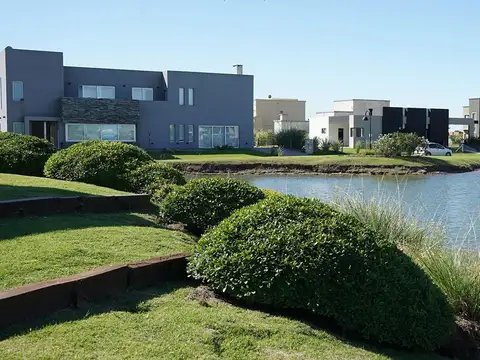 Terreno en Venta en Horizontes al Sur, USD 32.000