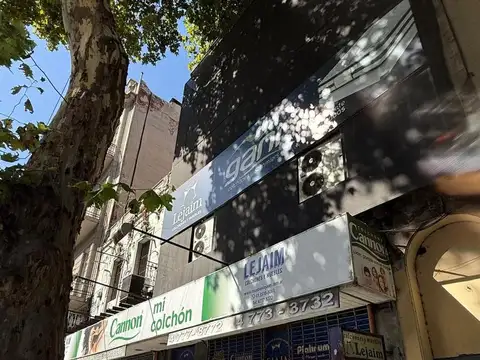 Local en Santa Fe y Juan B Justo