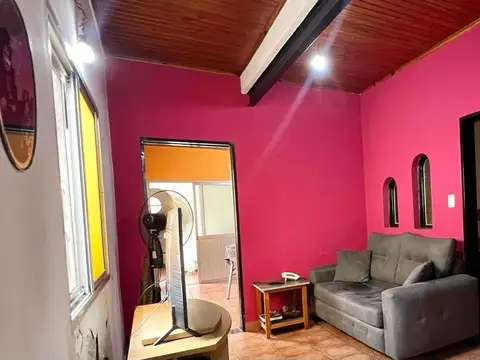 Casa 4 ambientes con 1 baño