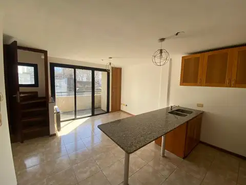 Departamento en Alquiler en La Plata, $ 700.000