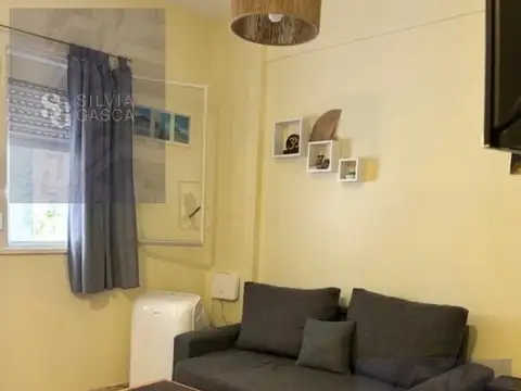Avenida Hipólito Yrigoyen 2500