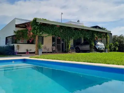 Av 25 de Mayo 4000