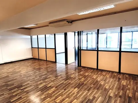 Oficina sobre Peatonal Florida ¦ Microcentro