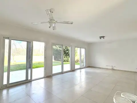 Casa en Venta en Puertos - Acacias, USD 290.000