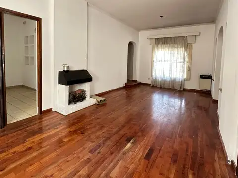 Casa en Venta en Castelar Norte, USD 125.000