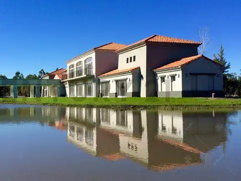 Lote en venta en Miralagos II con vista a la laguna