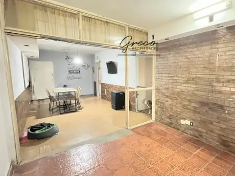 Departamento 4 ambientes con 2 baños