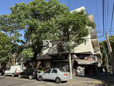 Departamento 2 ambientes en venta Ballester