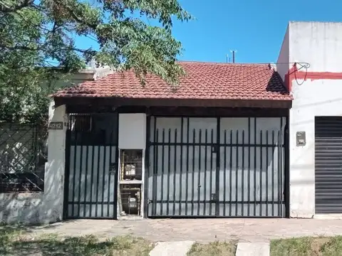 VENTA PH EN BLOCK GARAGE Y LOCAL EN LANUS