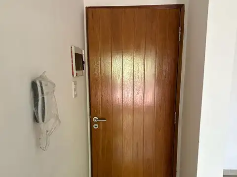 Zapiola 3100, Piso 1