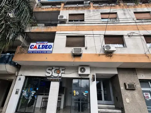 DEPTO 3 AMBIENTES CON BALCÓN AL FRENTE