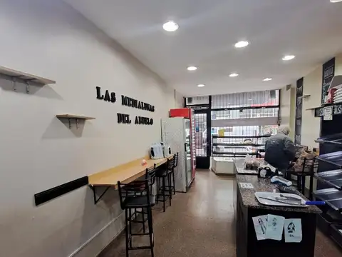 Local en Venta Via Pública