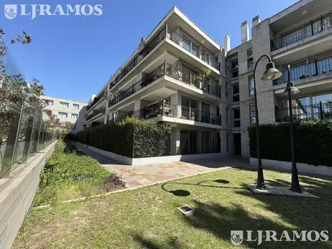 Departamento en Alquiler con 1 cocheras