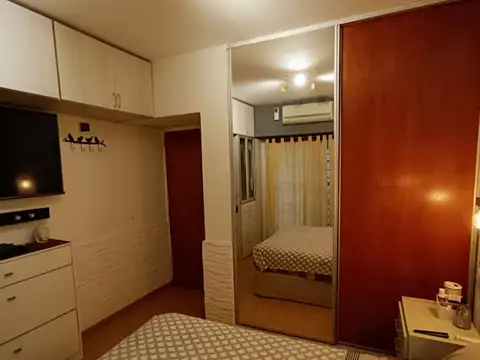 Depto Tipo Casa 2 ambientes con 1 baño