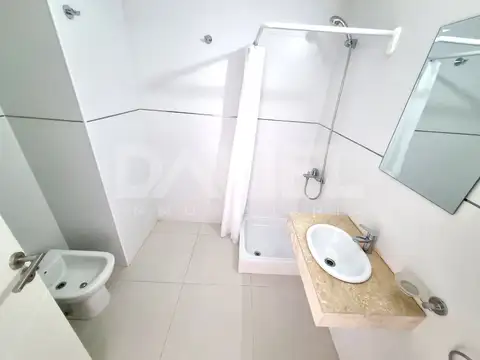 Departamento en Alquiler en Ituzaingo Norte, $ 500.000