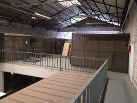 Galpon en Venta en Avellaneda, USD 590.000