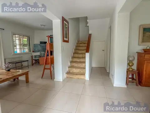 Casa 2 ambientes con 1 baño