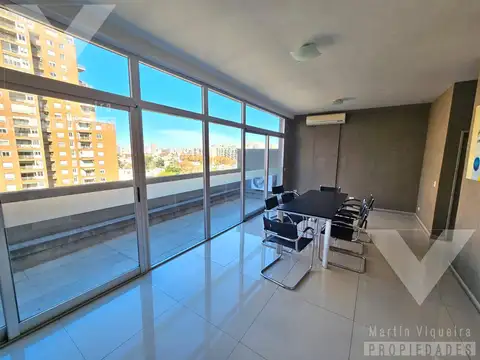 Nuñez OFICINA COMERCIAL en Pico y Av. del Libertador.
