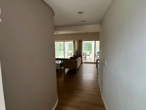 Casa en Alquiler de 3 dormitorios