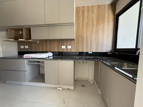 Casa 3 ambientes con 2 baños