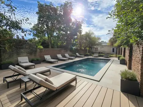 Casa 4 amb. con Amplio Fondo Libre. S/Lote de 487m². Villa Atlántida, Lanús Oeste