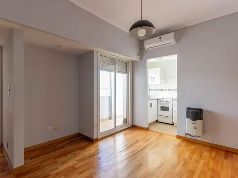 Departamento 2 amb venta Villa Ortuzar con balcón