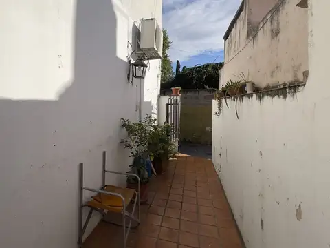 Juan Agustín Maza 3800