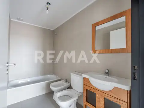Depto Tipo Casa en Venta en Villa General Mitre, USD 199.000