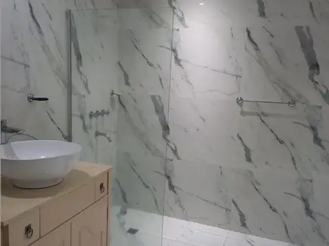 Depto Tipo Casa 5 ambientes con 2 baños