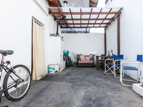 Depto Tipo Casa 3 ambientes con 1 baño