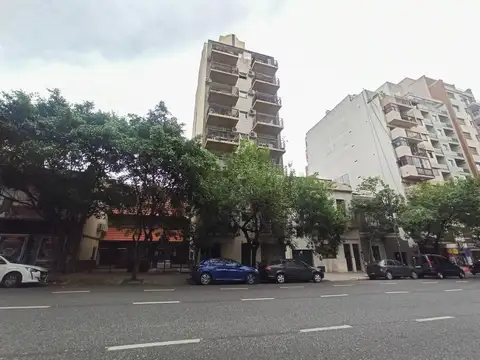 Avenida Directorio 900