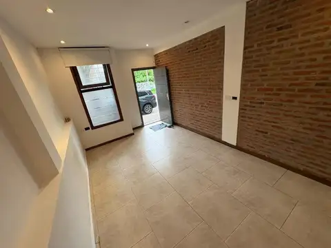 Casa en Alquiler en San Carlos, $ 1.250.000