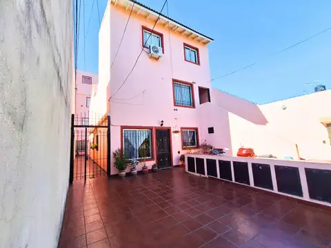 Depto Tipo Casa en Venta 17 años