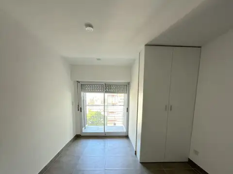 MONO AMBIENTE NUEVO A ESTRENAR IMPECABLE AMPLIO BALCON LUMINOSO