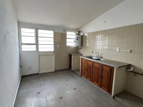 Casa en Alquiler en Trenque Lauquen, $ 800.000