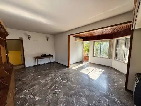 Depto Tipo Casa en Venta 41 años