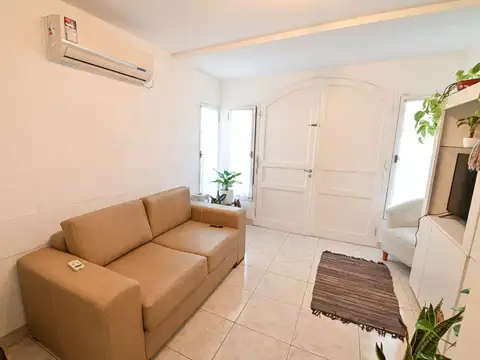 Venta Casa de 3 Dormitorios + Quincho + Pileta