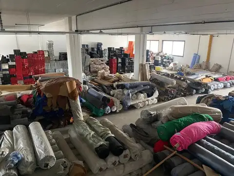 Galpon en Venta en Avellaneda, USD 950.000